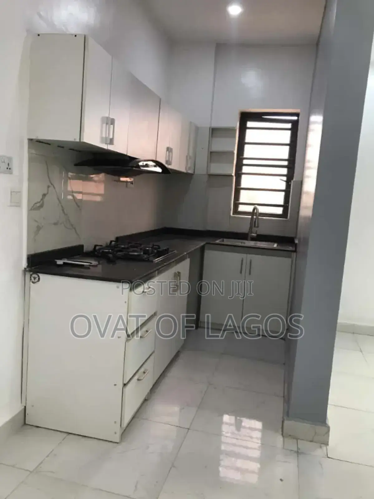 1bdrm Apartment in Off Freedom Way for sale in Lekki Phase 1