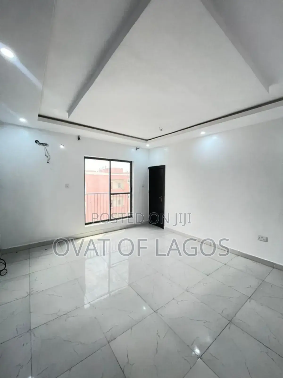 1bdrm Apartment in Off Freedom Way for sale in Lekki Phase 1