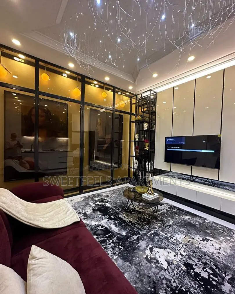 Riviera Tastefully Finished 1 Bedroom Apartment in Chevron