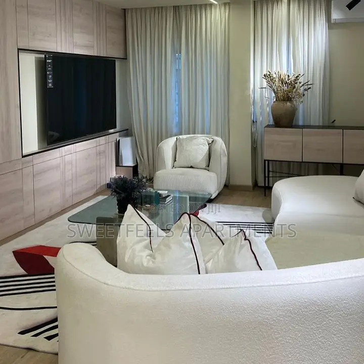 Flat 102 Luxury 2 Bedroom Apartment in Lekki Phase 1
