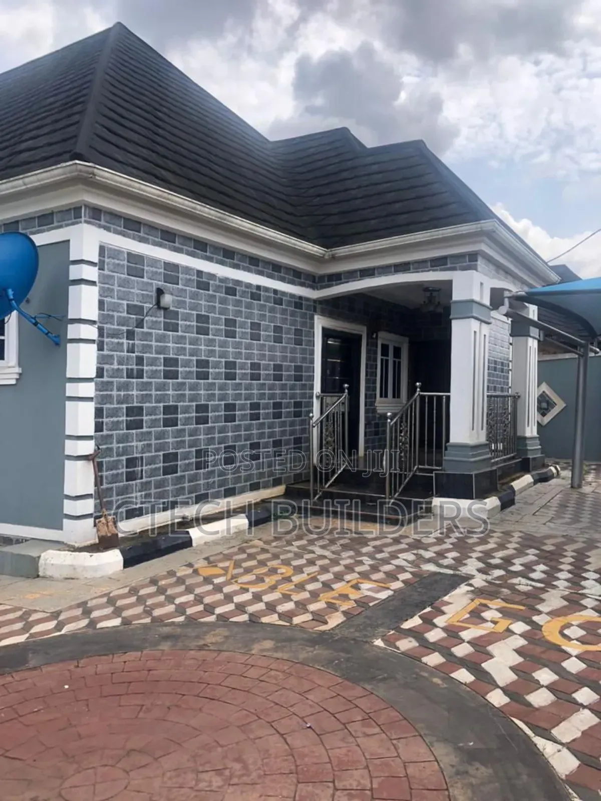 4bdrm Bungalow in Benin City for sale in Benin City