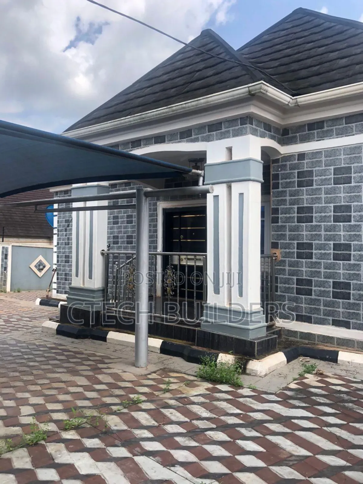 4bdrm Bungalow in Benin City for sale in Benin City