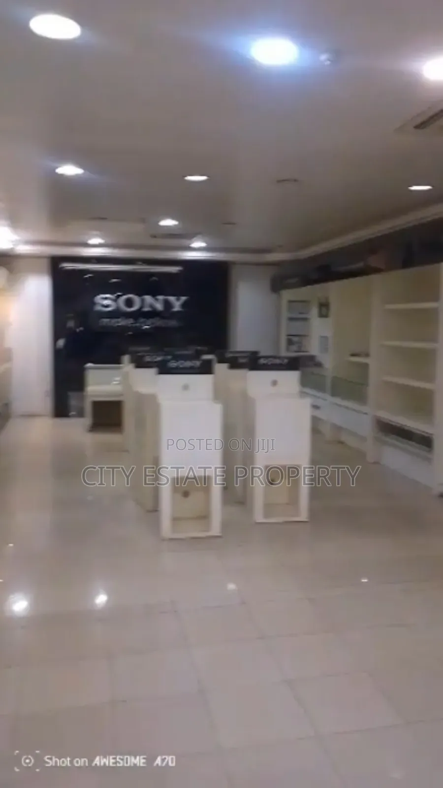 Big Shop Space to Let in Central Business District