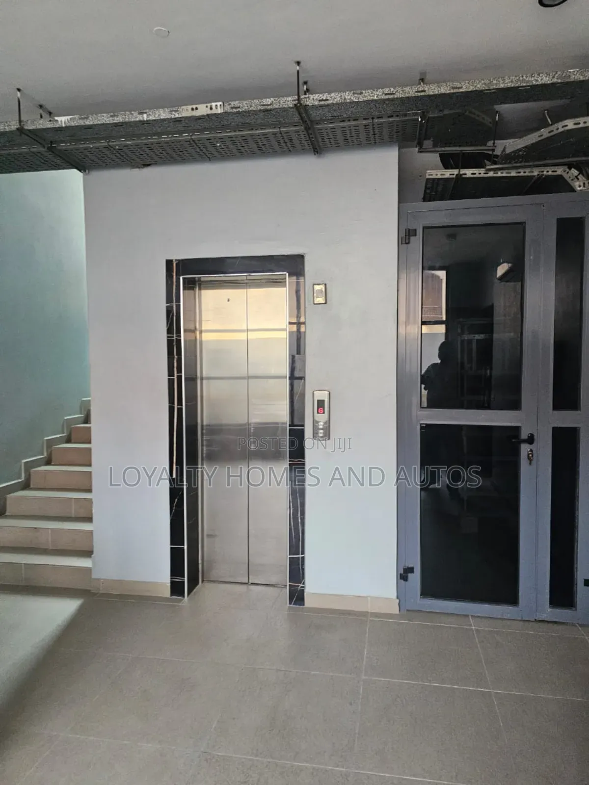 Furnished 3bdrm House in Lekki Phase 1 for sale in Lekki Phase 1