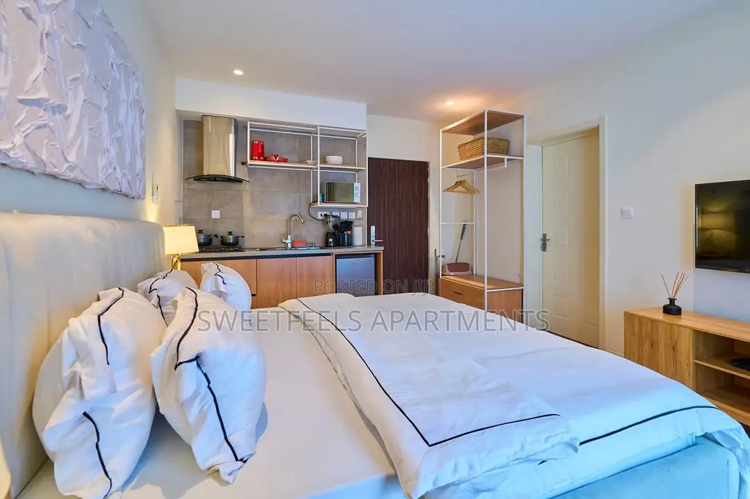 Jaja Studio Unit in Lekki Phase 1