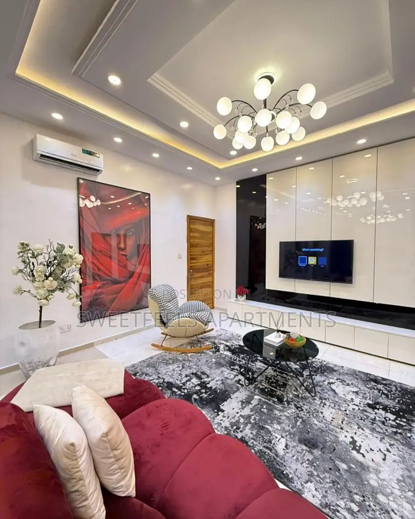 Beautifully Furnished One Bedroom Apartment With Bathub (Paris) in Osapa london