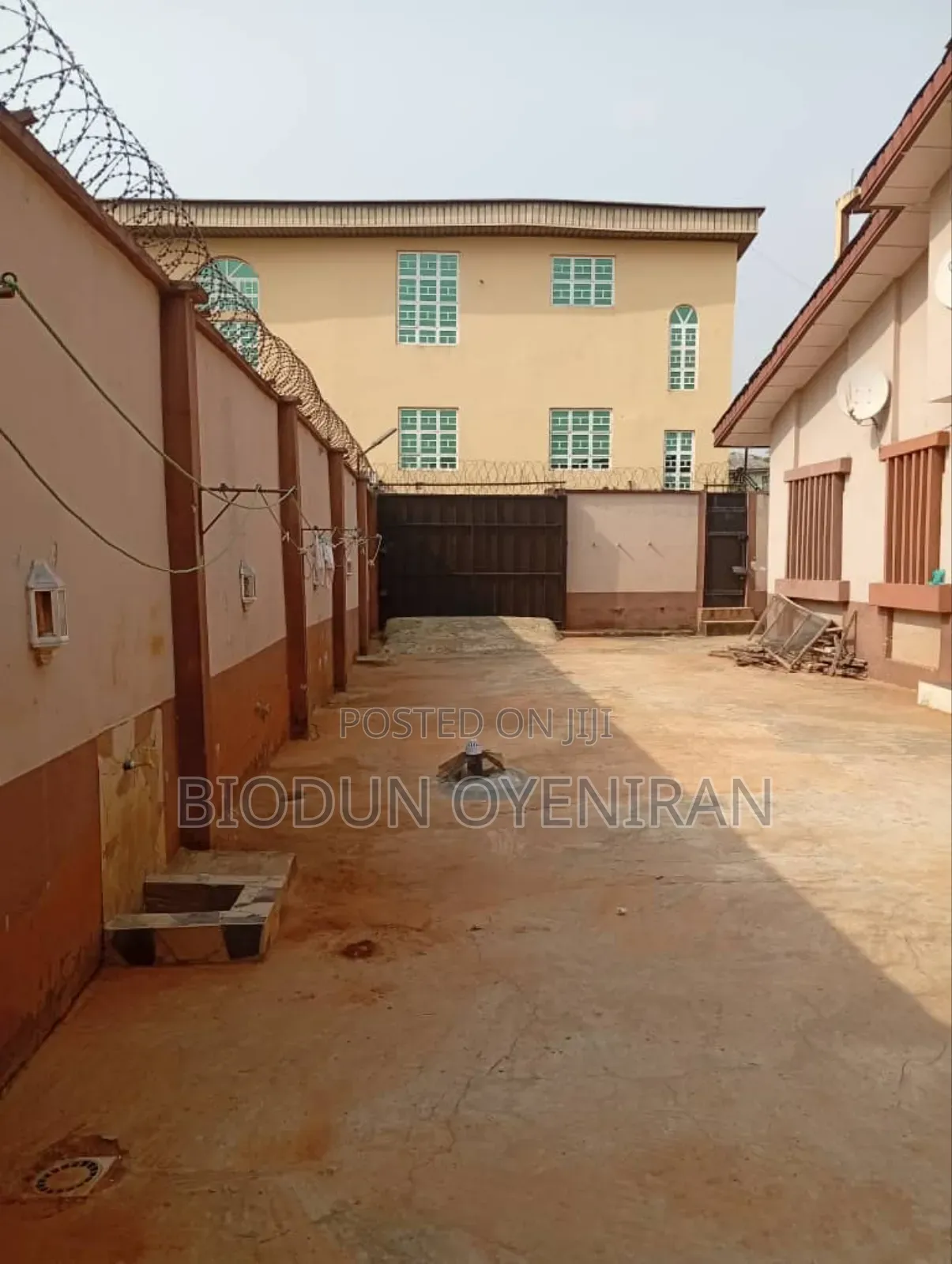 4bdrm Duplex in Egbeda for sale in Egbeda