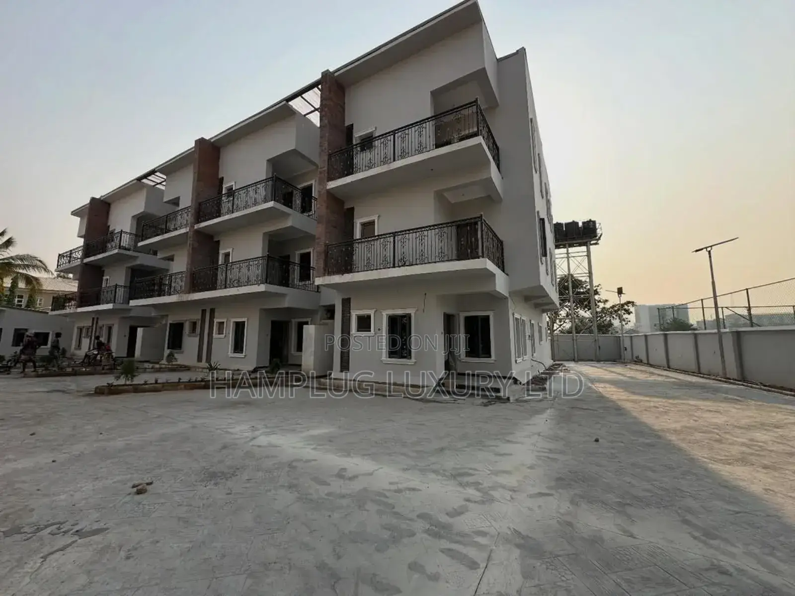 Furnished 4bdrm Townhouse/Terrace in Wus3, Wuse for sale in Wuse