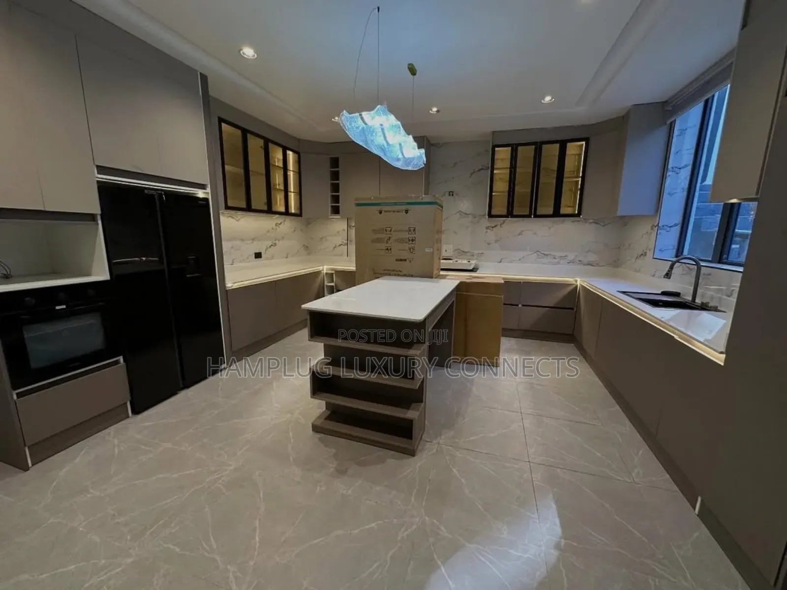 Furnished 7bdrm Duplex in Kado for sale in Kado