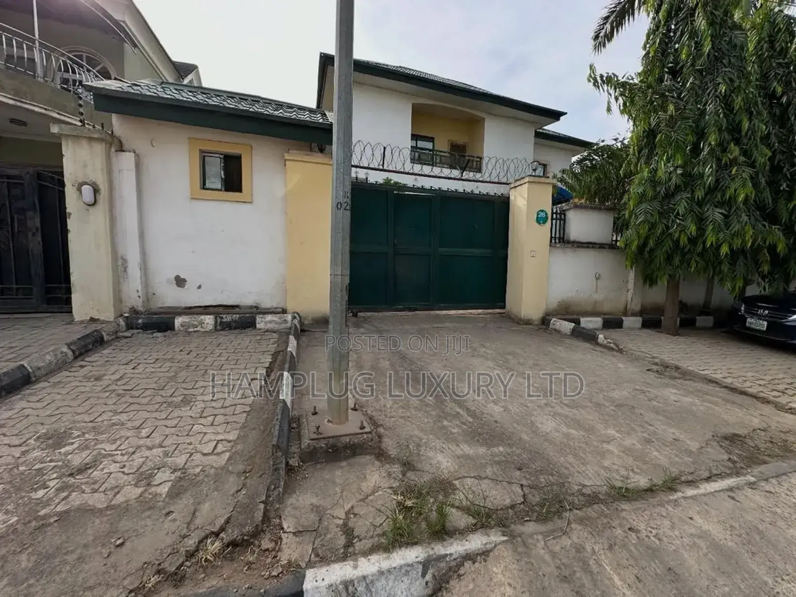 5bdrm Duplex in Wuse Zone 5 for sale in Zone 5 / Wuse