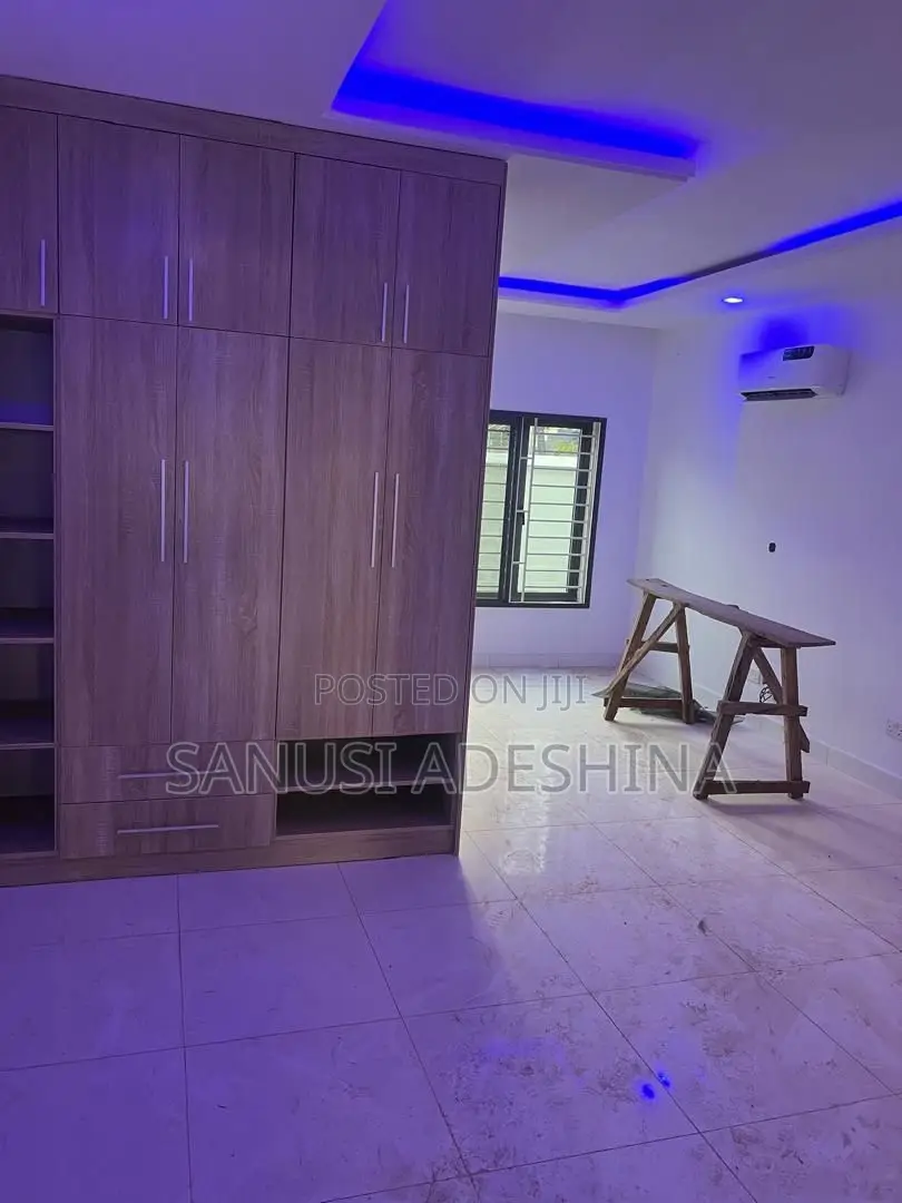 2bdrm Block of Flats in Katampe Main,Fct for sale in Katampe