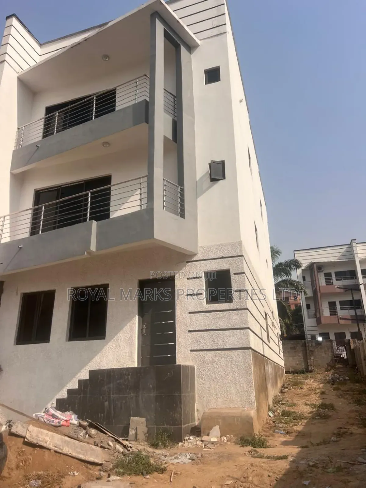 4bdrm Duplex in Zone 4 / Wuse for sale in Zone 4 / Wuse