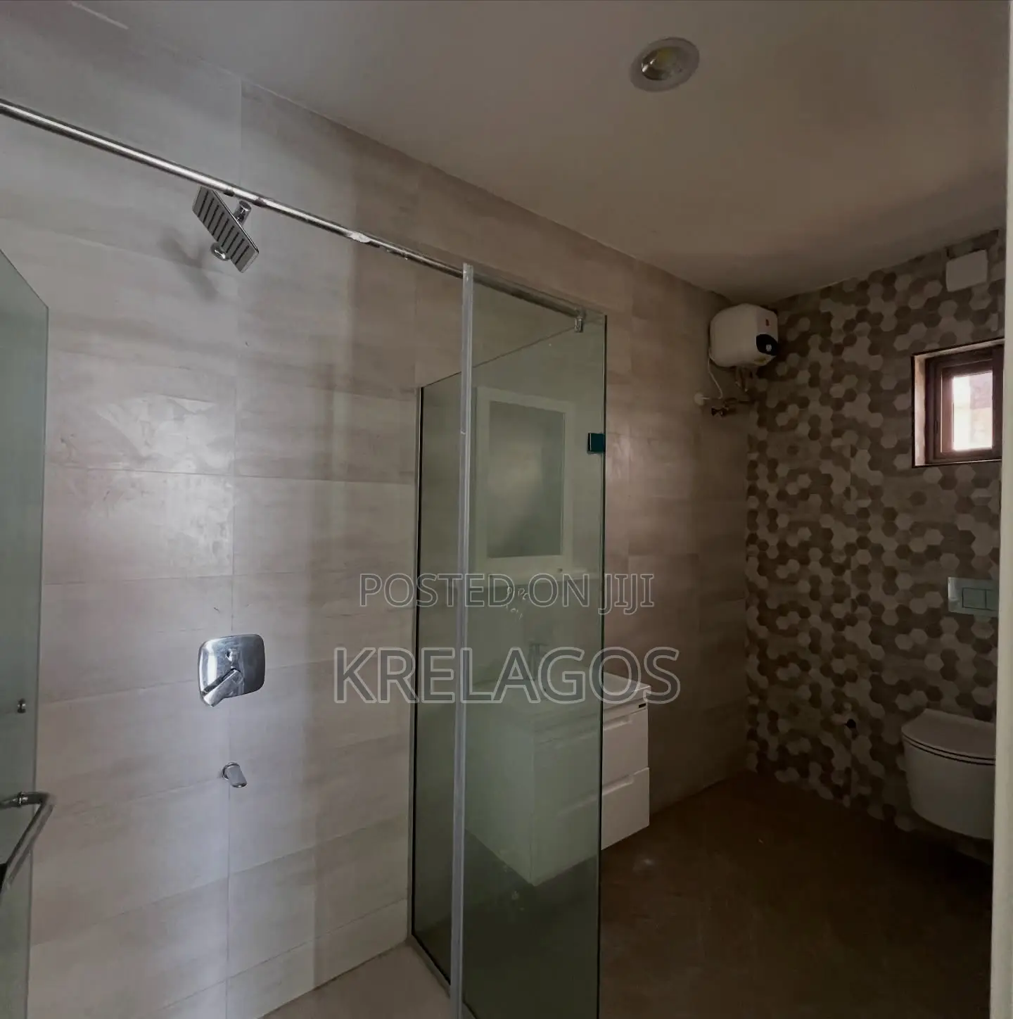 5bdrm Duplex in Banana Island for rent in Banana Island