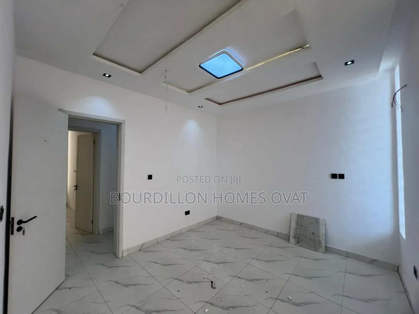 4bdrm Duplex in Ikota Lagos for sale in Ikota