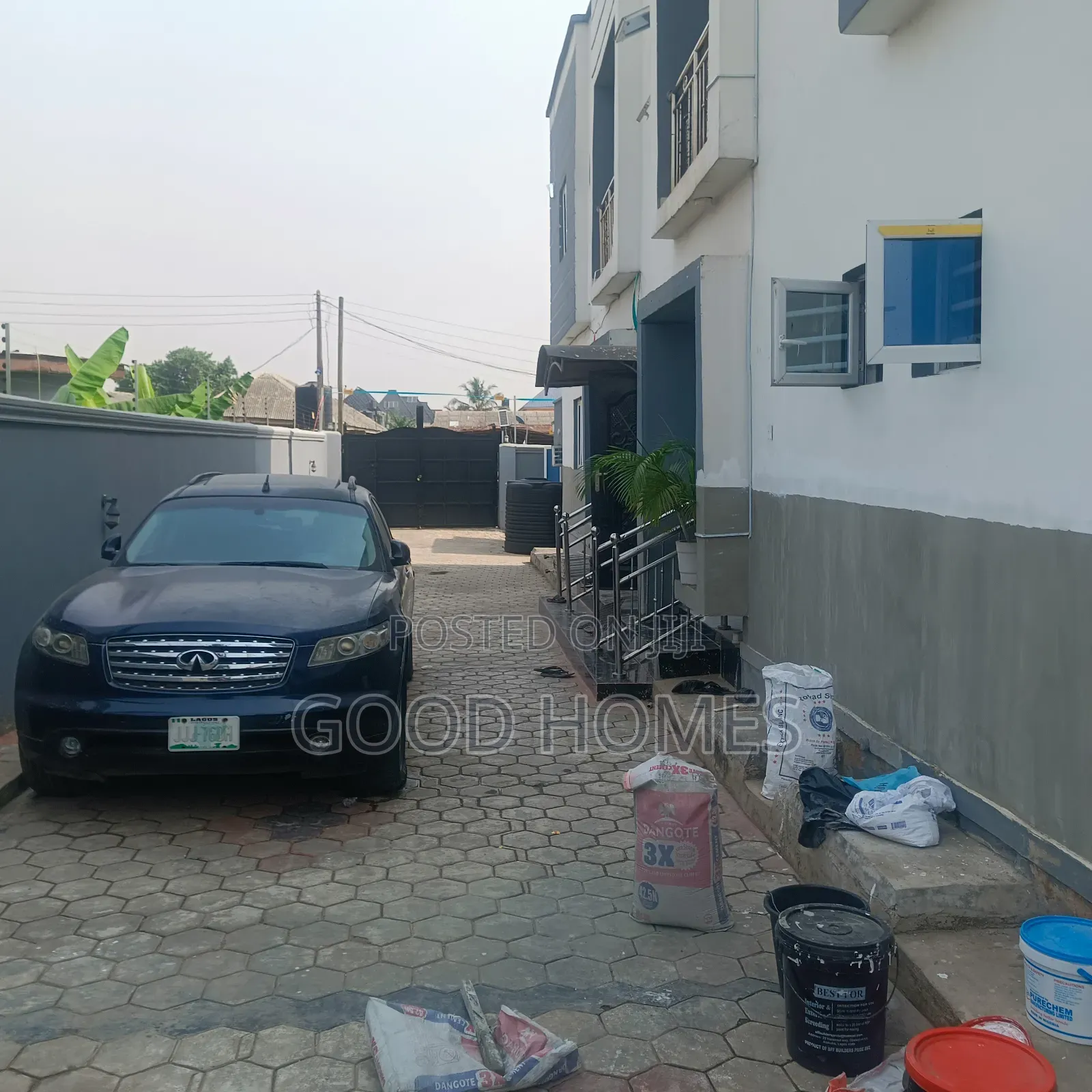 Furnished 3bdrm Block of Flats in Olowo Ila, Igando / Ikotun/Igando in Igando / Ikotun/Igando
