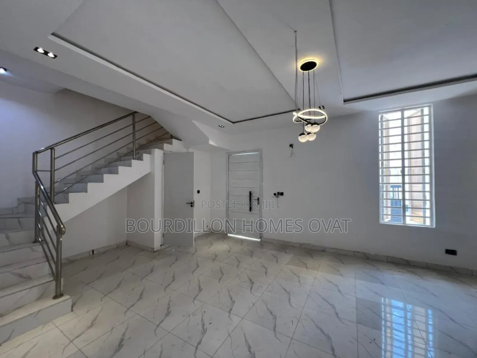 4bdrm Duplex in Ikota Lagos for sale in Ikota