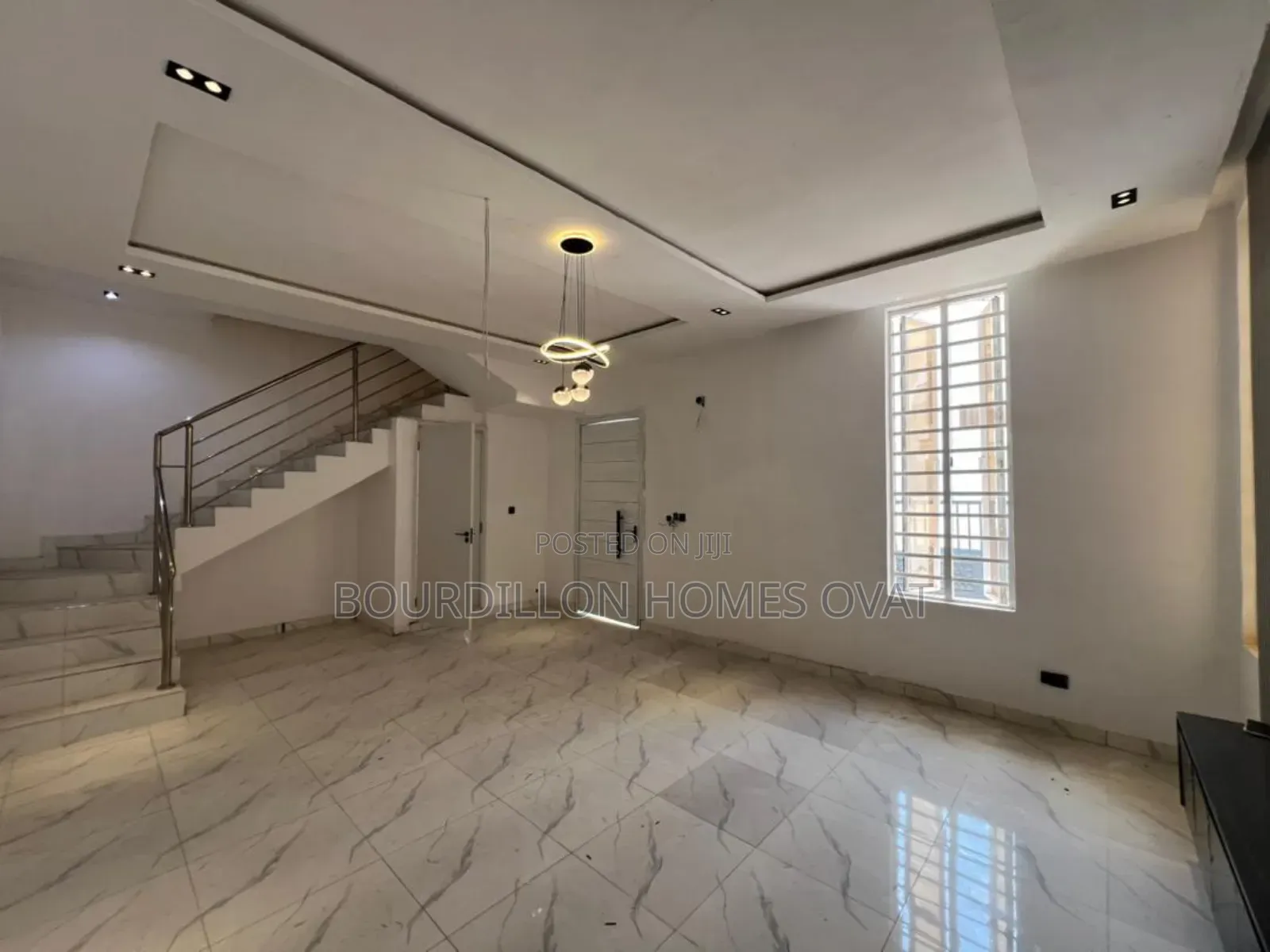 4bdrm Duplex in Ikota Lagos for sale in Ikota