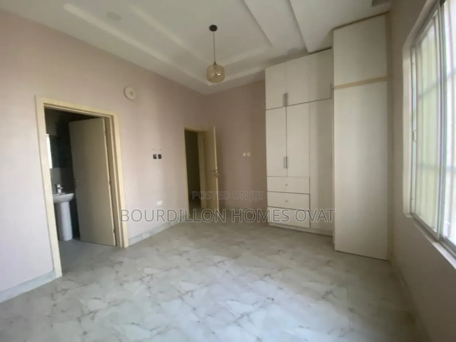 2bdrm Apartment in Ikate Lagos for rent in Ikate