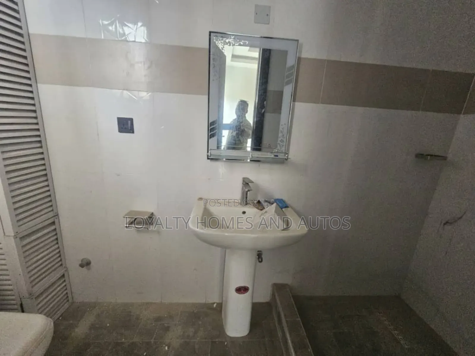 4bdrm Duplex in Old Ikoyi for sale in Old Ikoyi