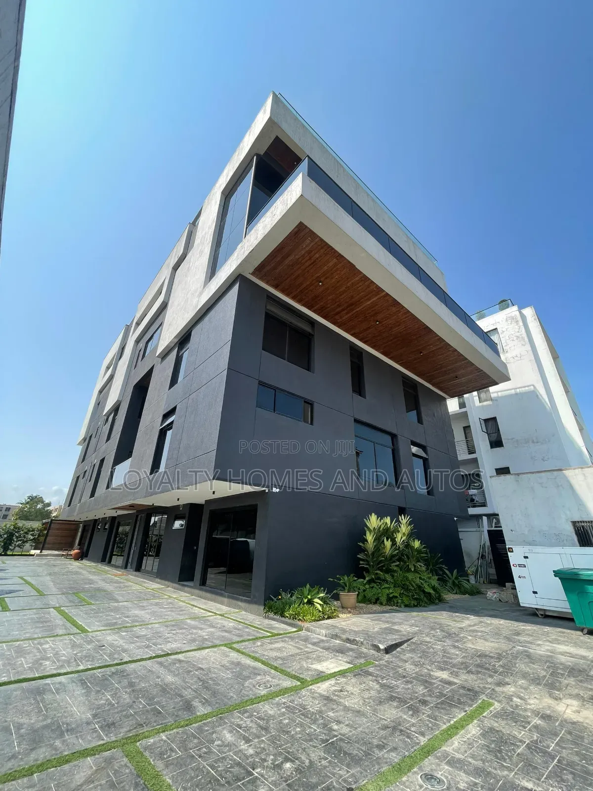 4bdrm Duplex in Old Ikoyi for sale in Old Ikoyi