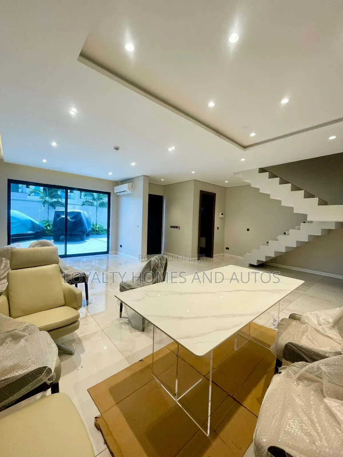 4bdrm Duplex in Old Ikoyi for sale in Old Ikoyi