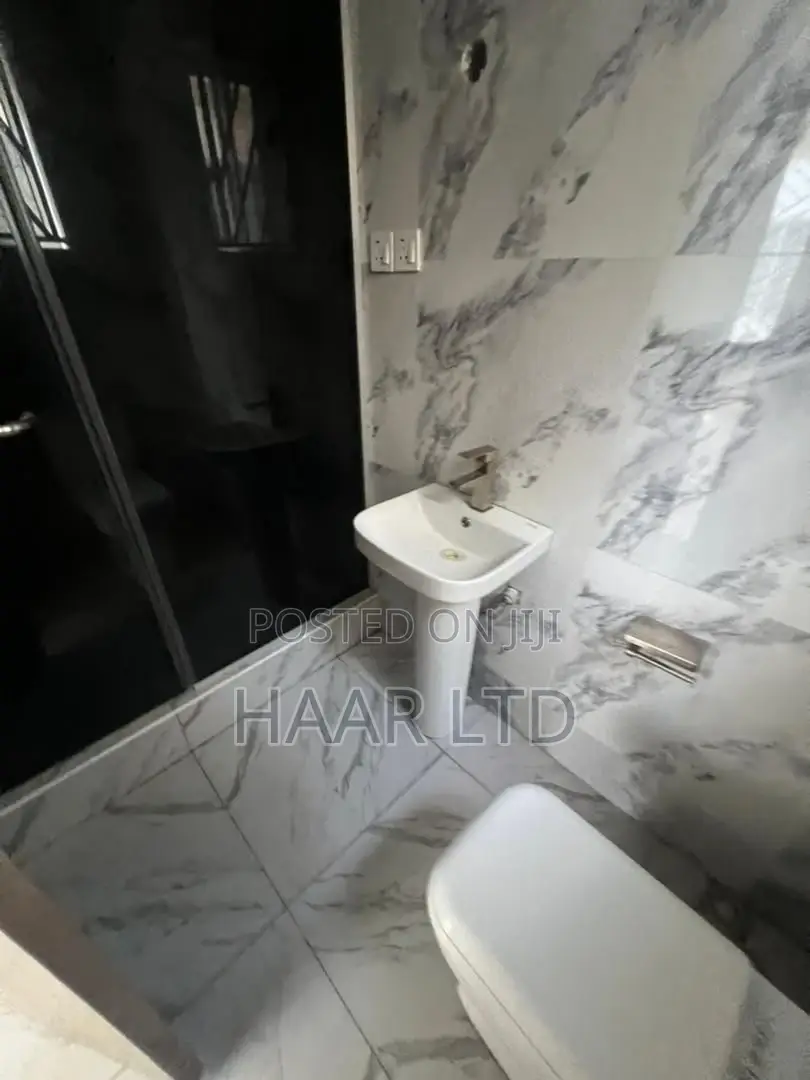 2bdrm Apartment in Ilaje for sale in Ilaje