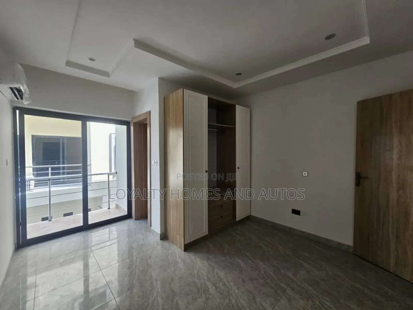 4bdrm Duplex in Old Ikoyi for sale in Old Ikoyi