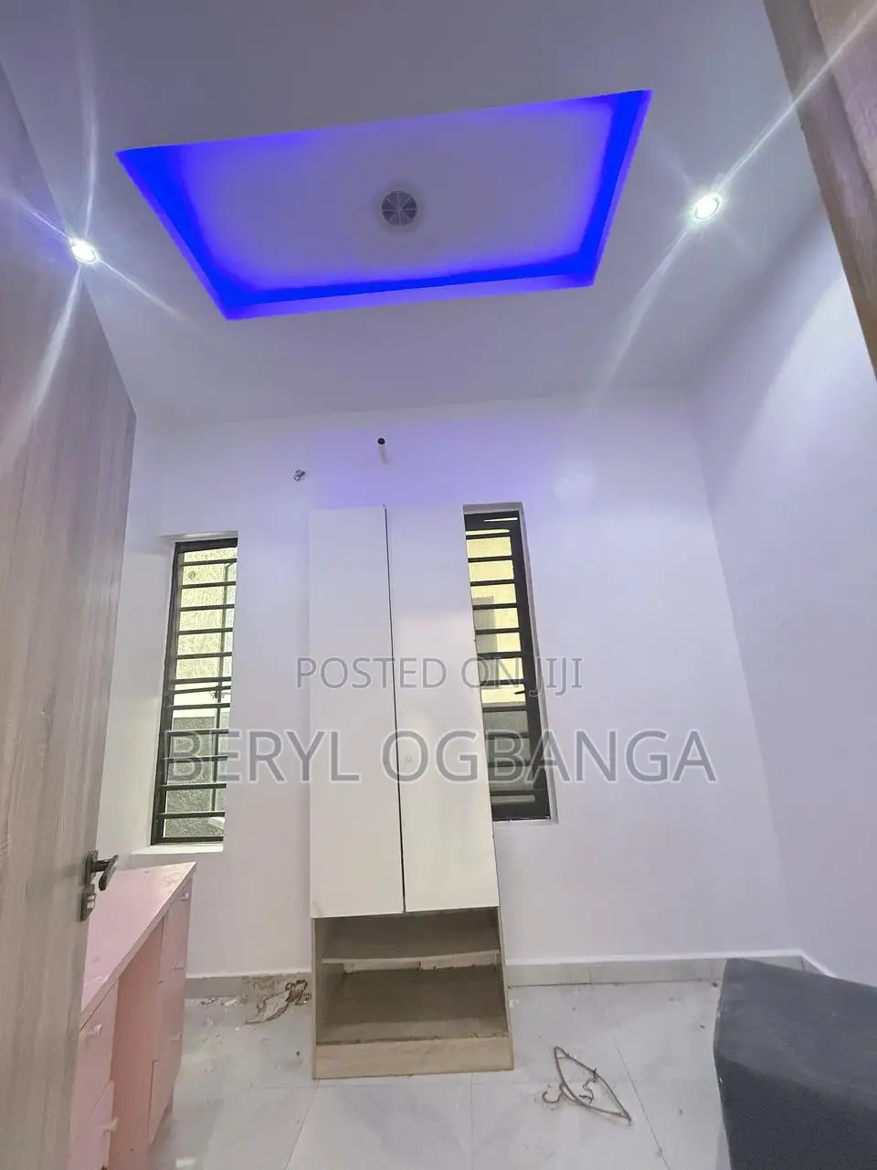 4bdrm Duplex in Ikota for rent in Ikota