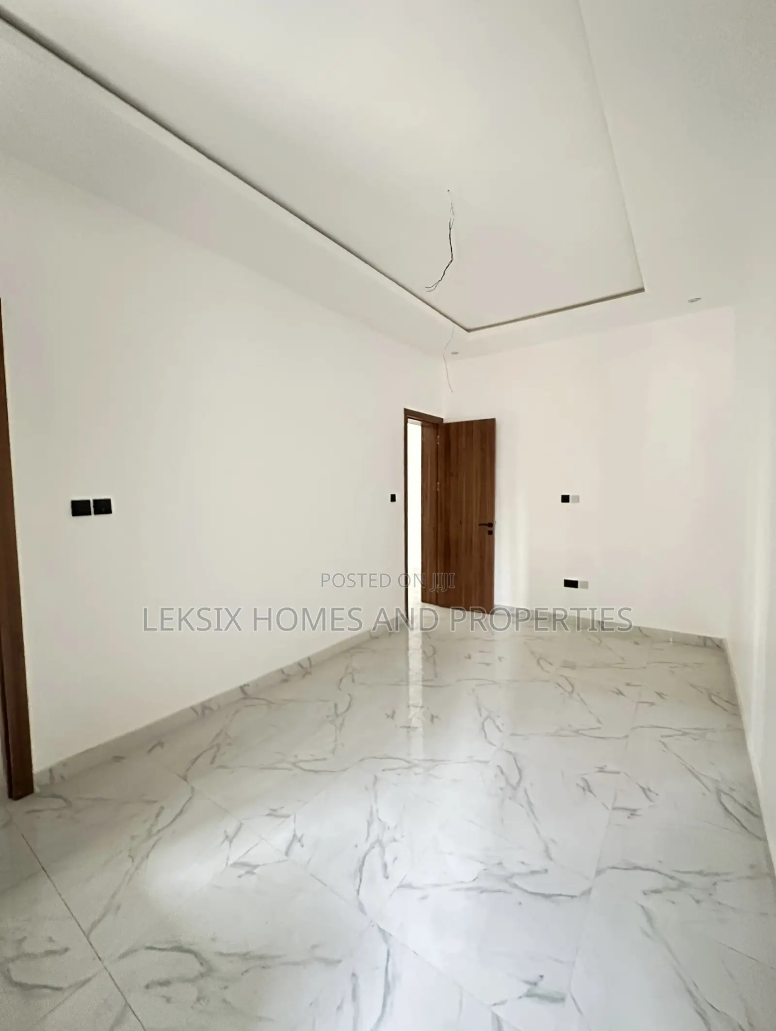 2bdrm Apartment in A Well Secured for sale in Abraham Adesanya Estate