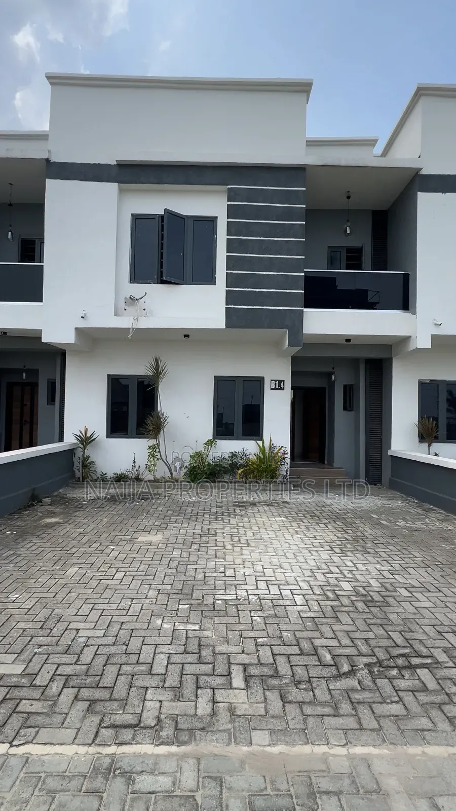 3bdrm Townhouse/Terrace in Pennek Estate, Ajah for sale in Ajah
