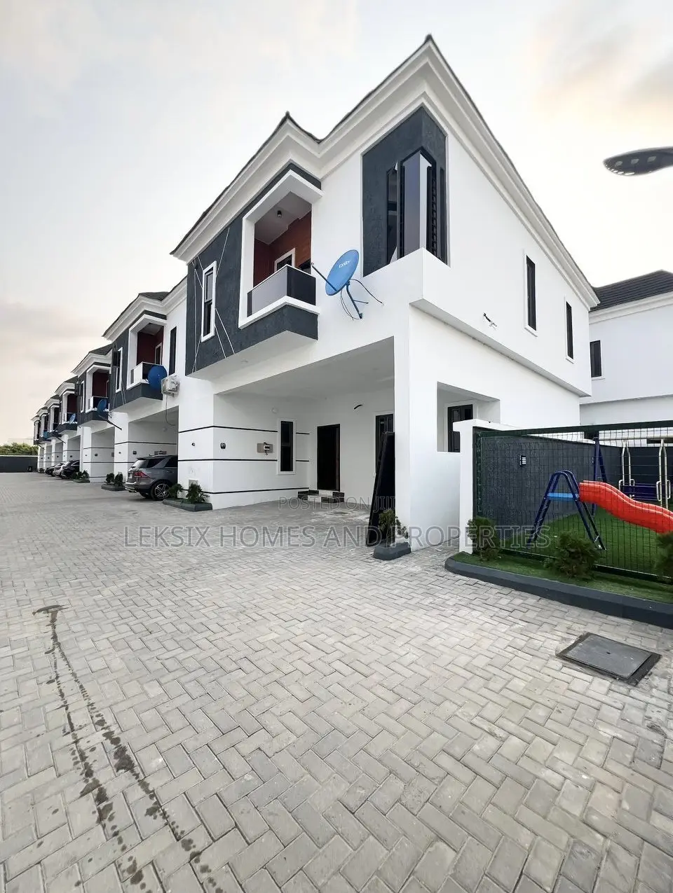 3bdrm Duplex in A Well Secured, Ado / Ajah for sale in Ado / Ajah
