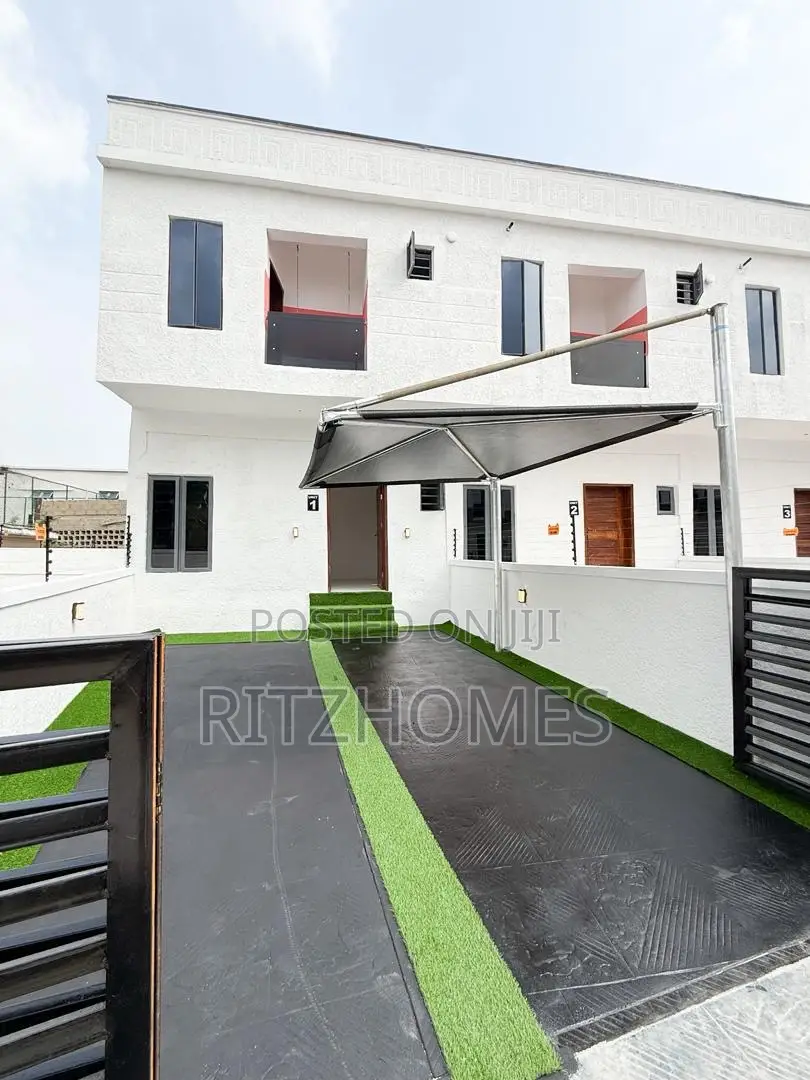 3bdrm Duplex in Off Lekki-Epe Expressway for sale in Off Lekki-Epe Expressway