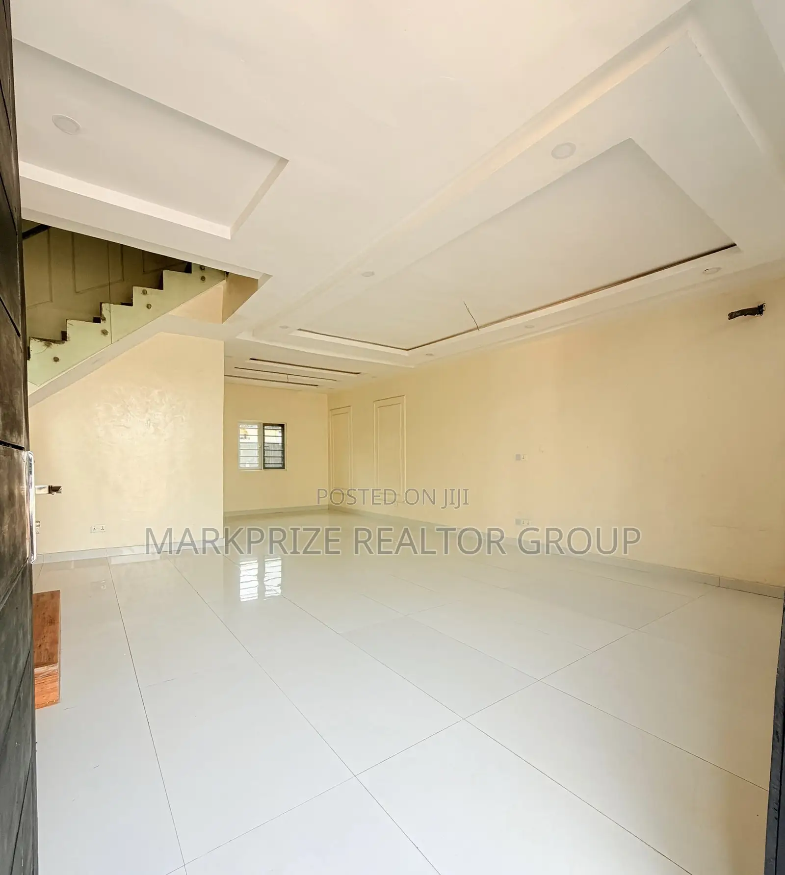 3bdrm Duplex in Ajao Estate (Airport for sale in Ajao Estate