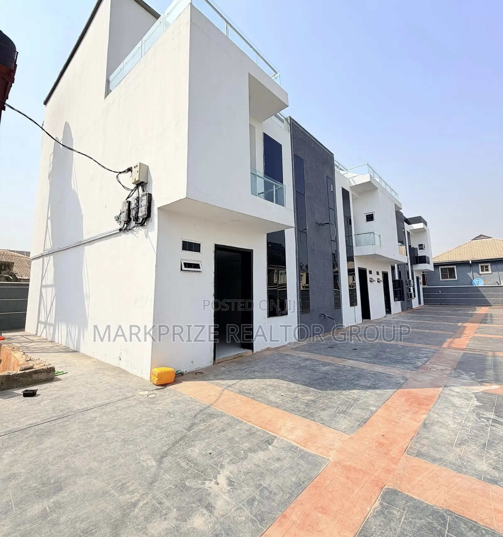 3bdrm Duplex in Ajao Estate (Airport for sale in Ajao Estate