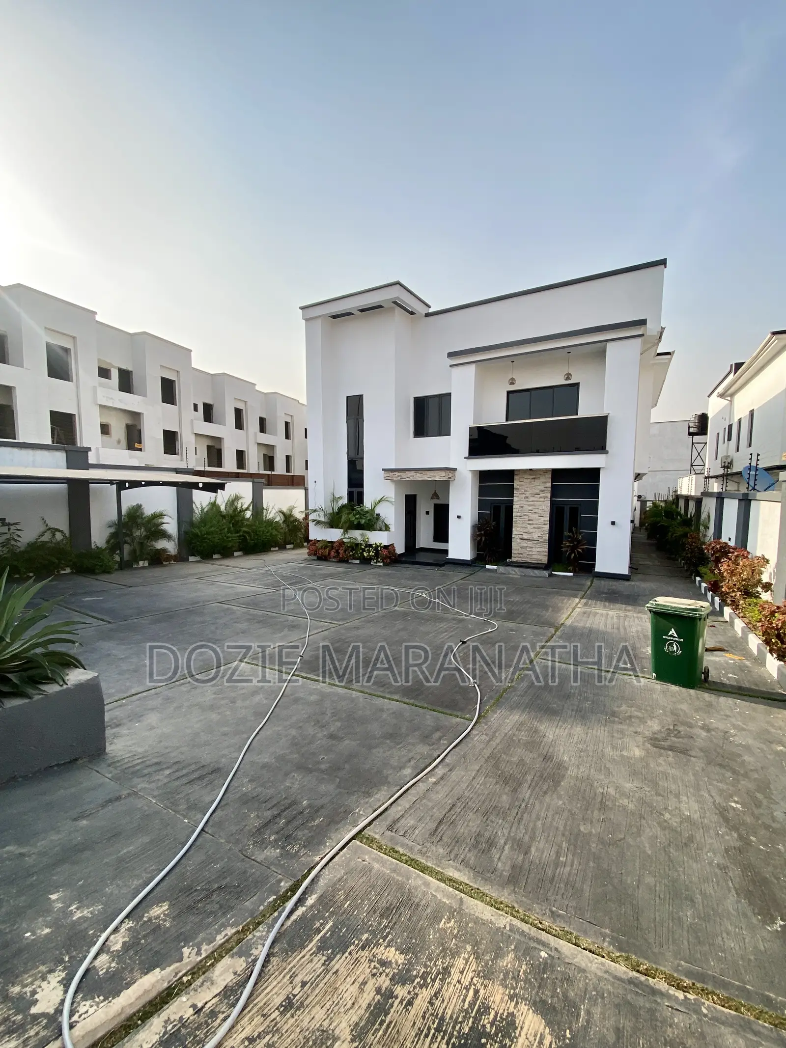 5bdrm House in Guzape District for sale in Guzape District
