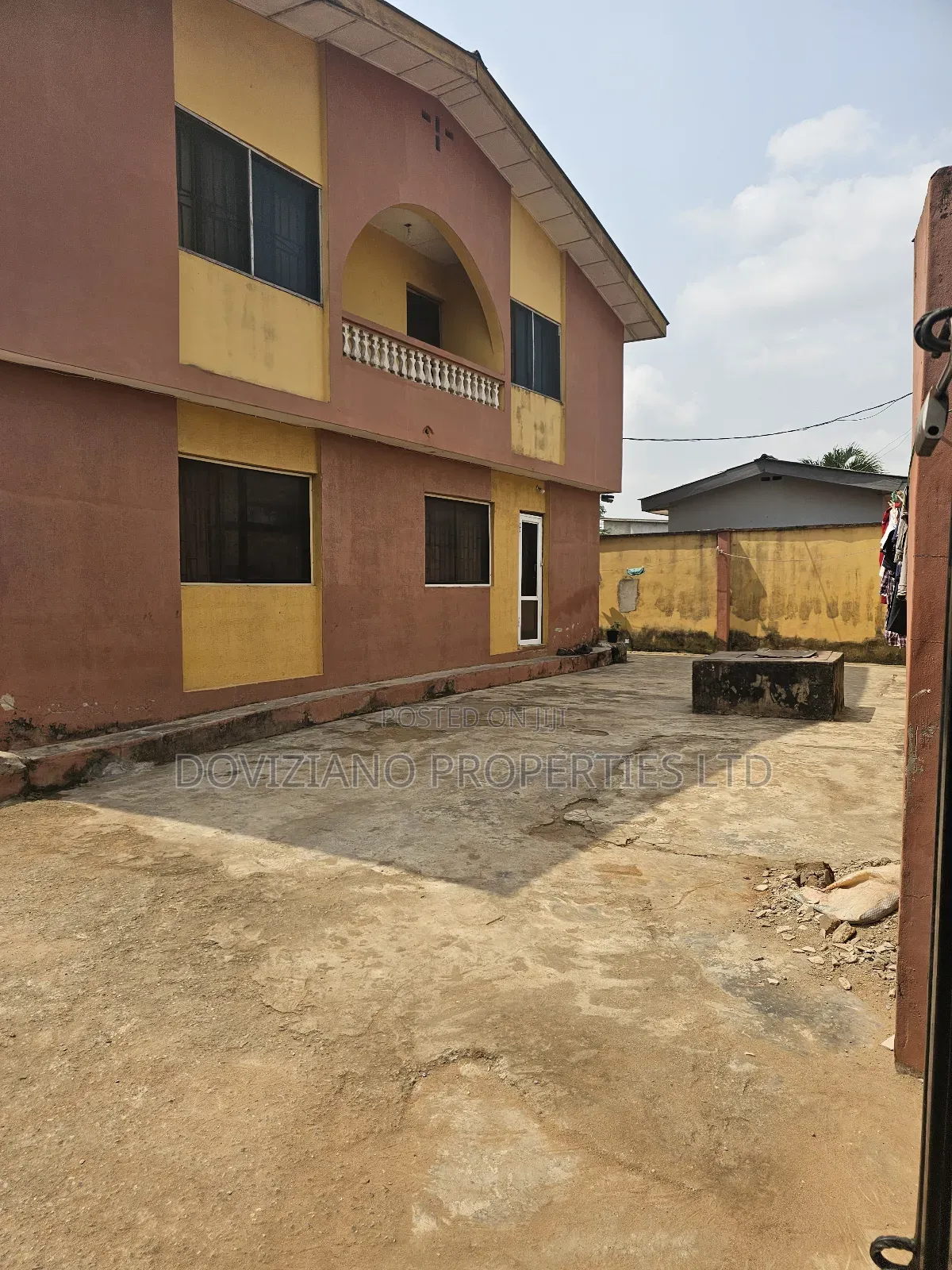 3bdrm Block of Flats in Abule Egba for sale in Abule Egba