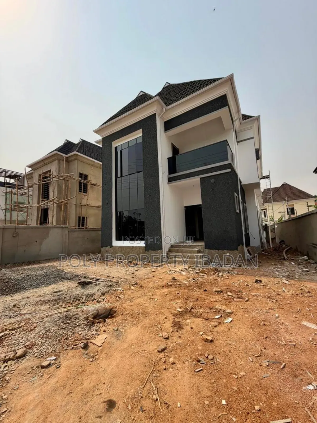 4bdrm Duplex in Calton Gate,Kolapo, Akobo for sale in Akobo