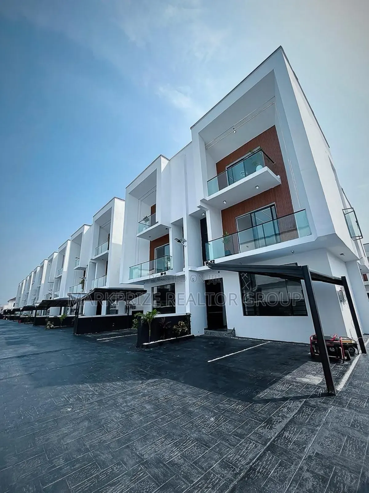 4bdrm Duplex in Orchid Lekki Lagos for sale in Lekki