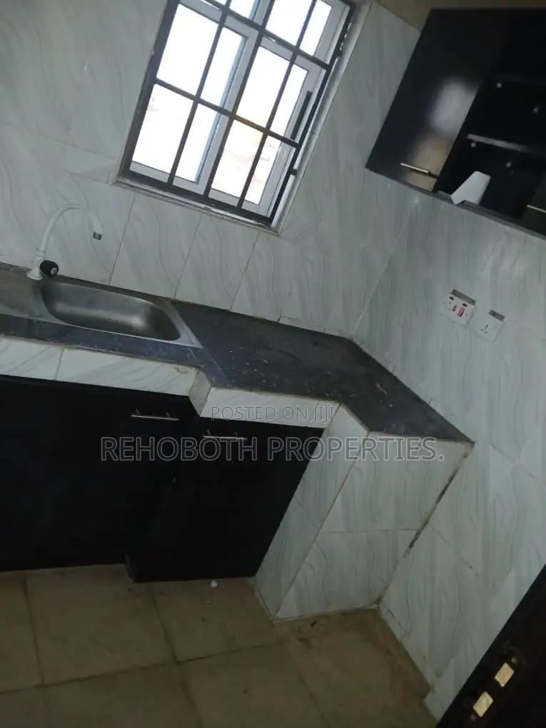 1bdrm Apartment in Babalola, Akala Express for rent in Akala Express
