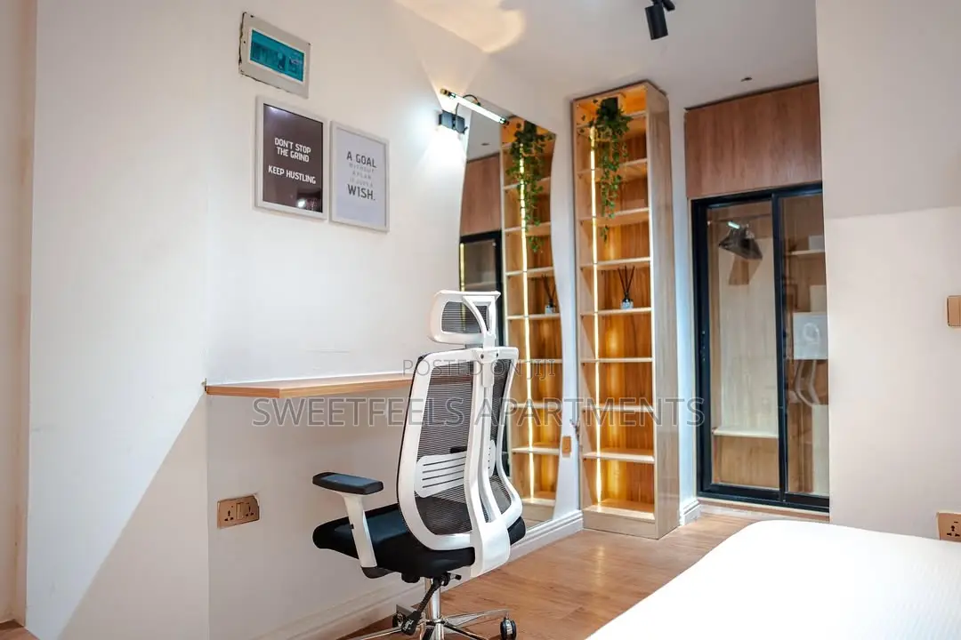 Big Studio Apartment With Ps5 and Swimming Pool in Victoria Island Extension