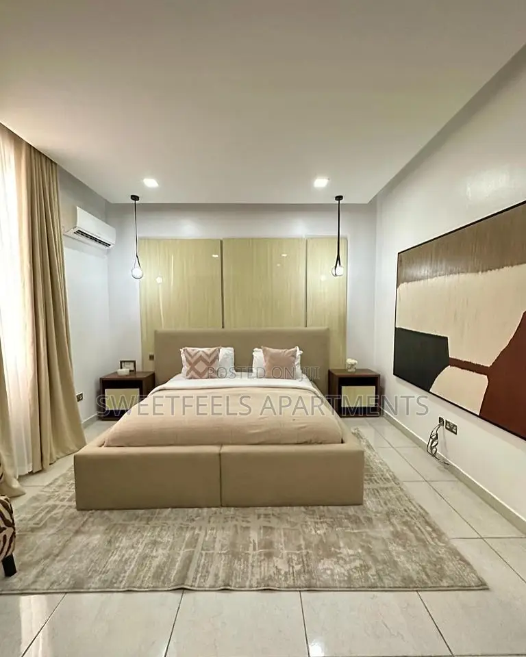 Fully Furnished 2bedroom Apartment in Banana Island