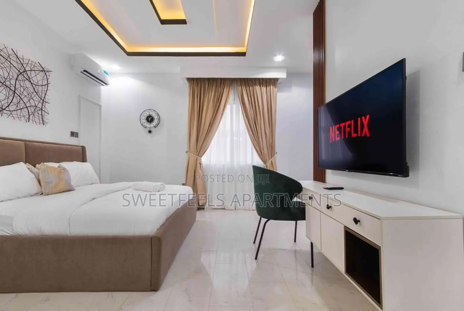 Massive 1 Bedroom Apartment With Ps5 in Lekki Phase 1