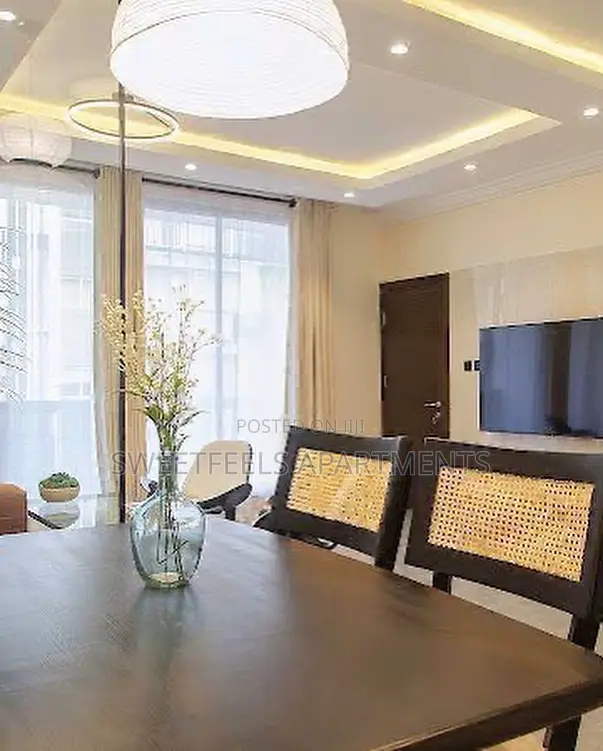 Three Bedroom Maisonette in Banana Island
