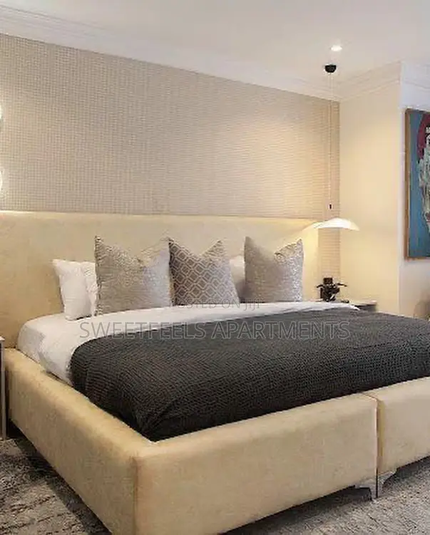 Three Bedroom Maisonette in Banana Island