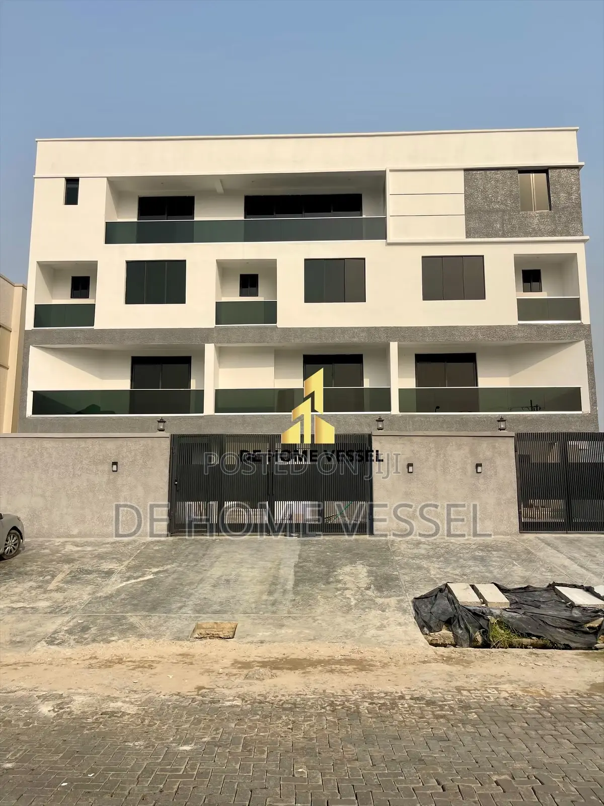 5bdrm Townhouse/Terrace in Lekki for sale in Lekki
