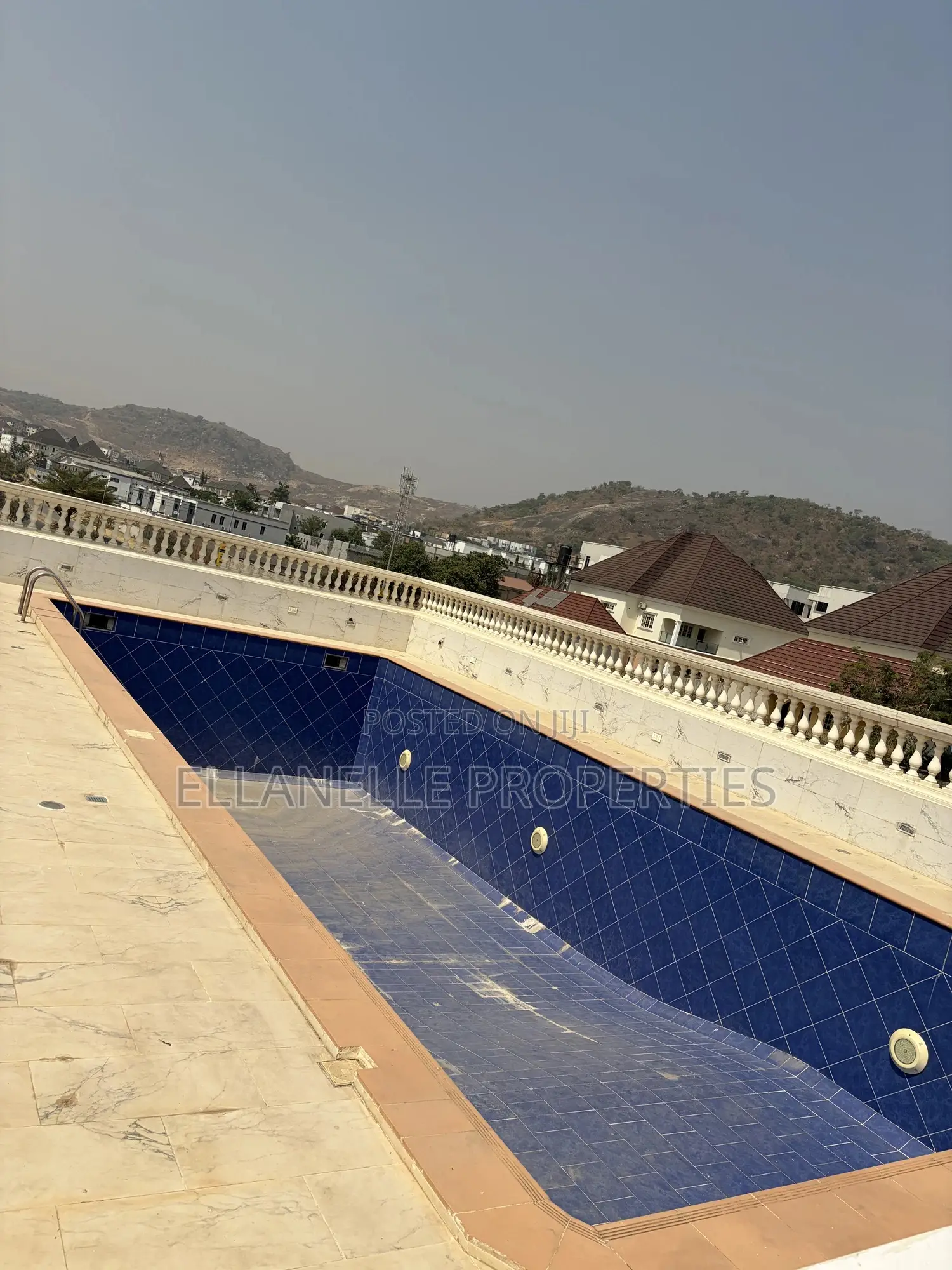 7bdrm Mansion in Katampe Extension for sale in Katampe Extension