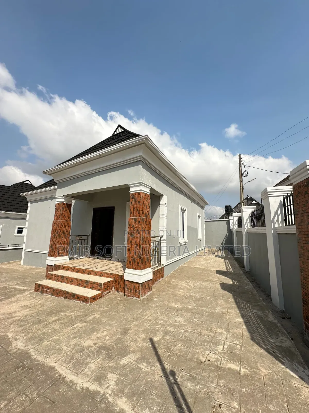 2bdrm Bungalow in Peace Estate, Jericho for sale in Jericho
