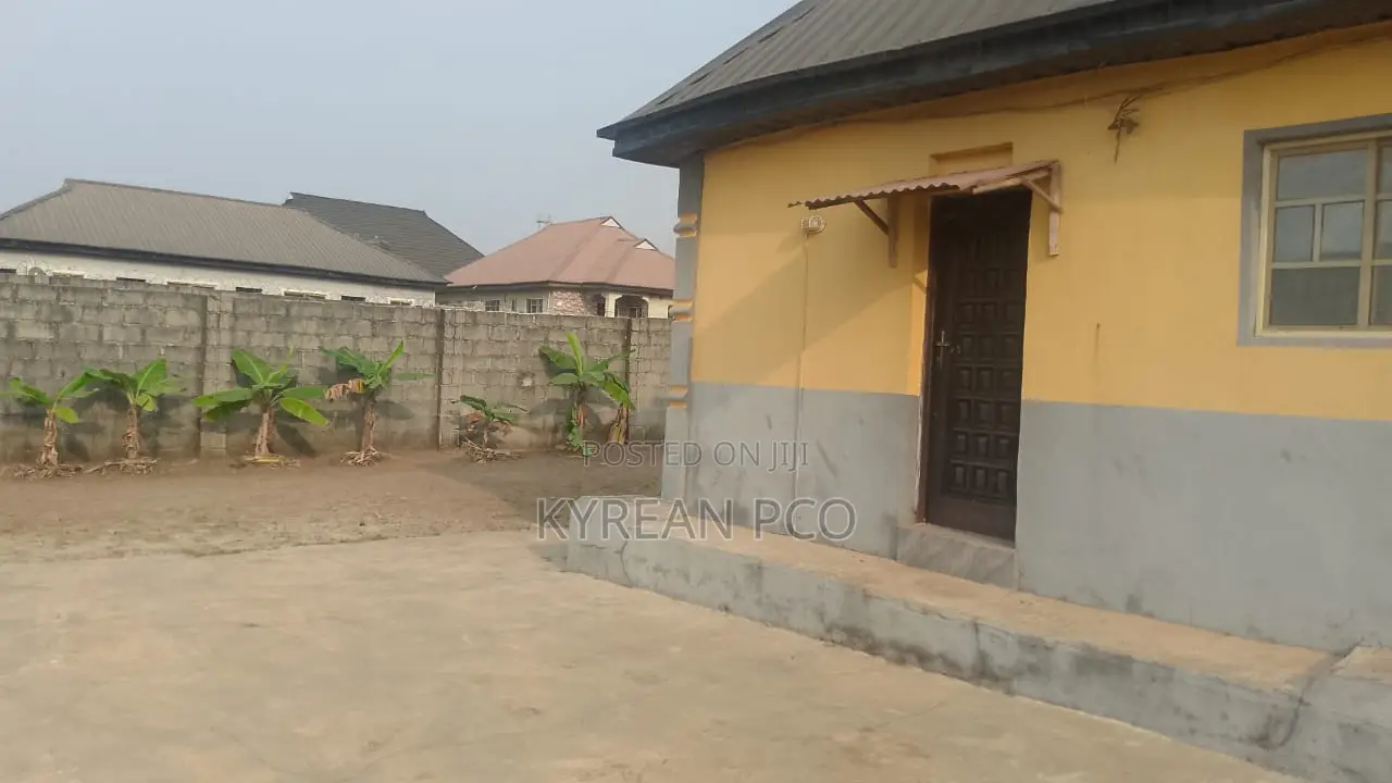 1bdrm Block of Flats in Ikorodu for sale in Ikorodu