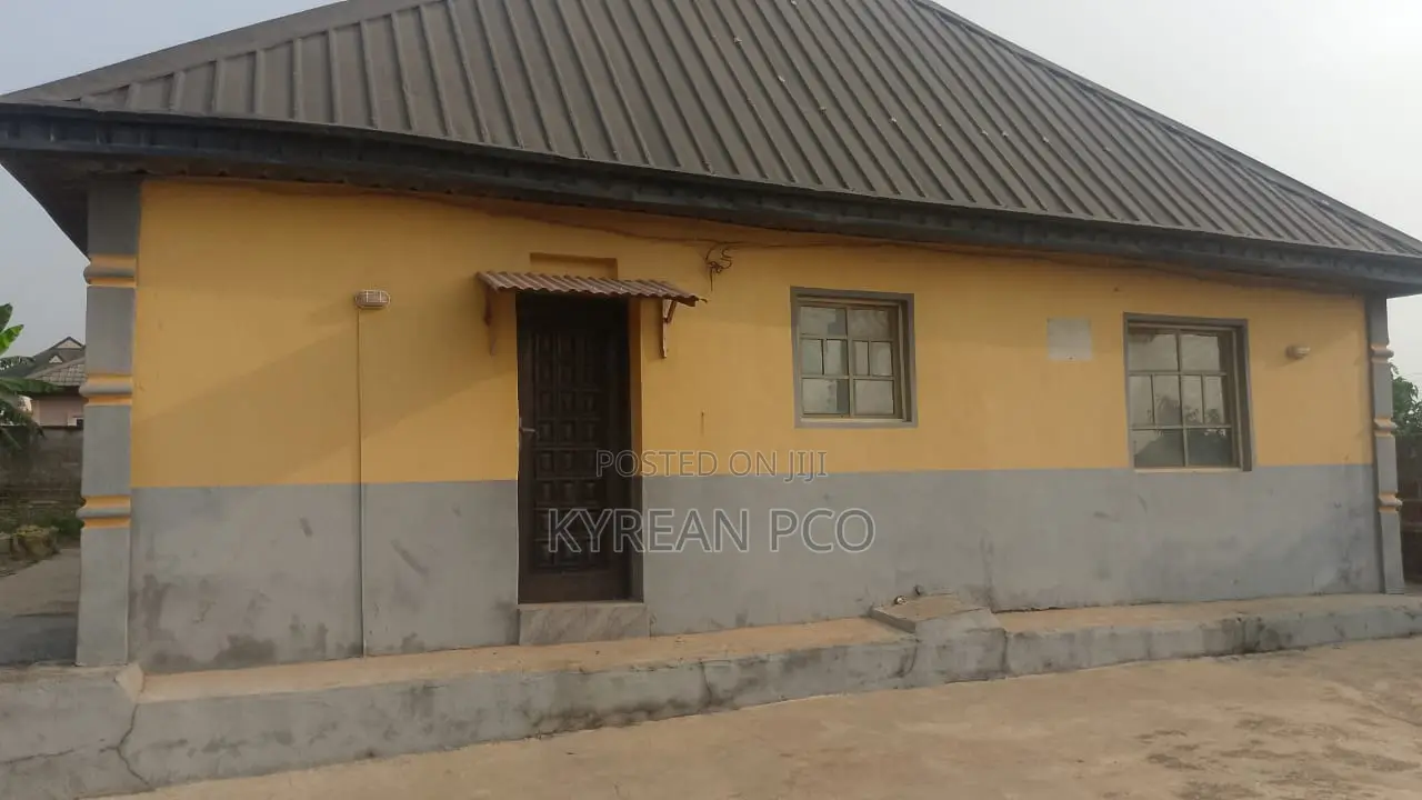 1bdrm Block of Flats in Ikorodu for sale in Ikorodu