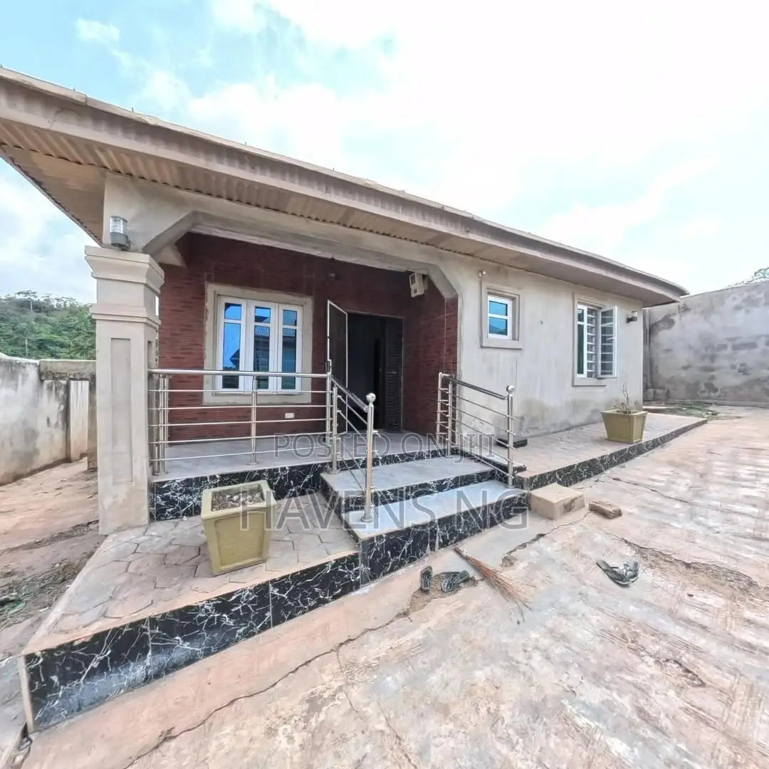 4bdrm Bungalow in Abeokuta South for sale in Abeokuta South